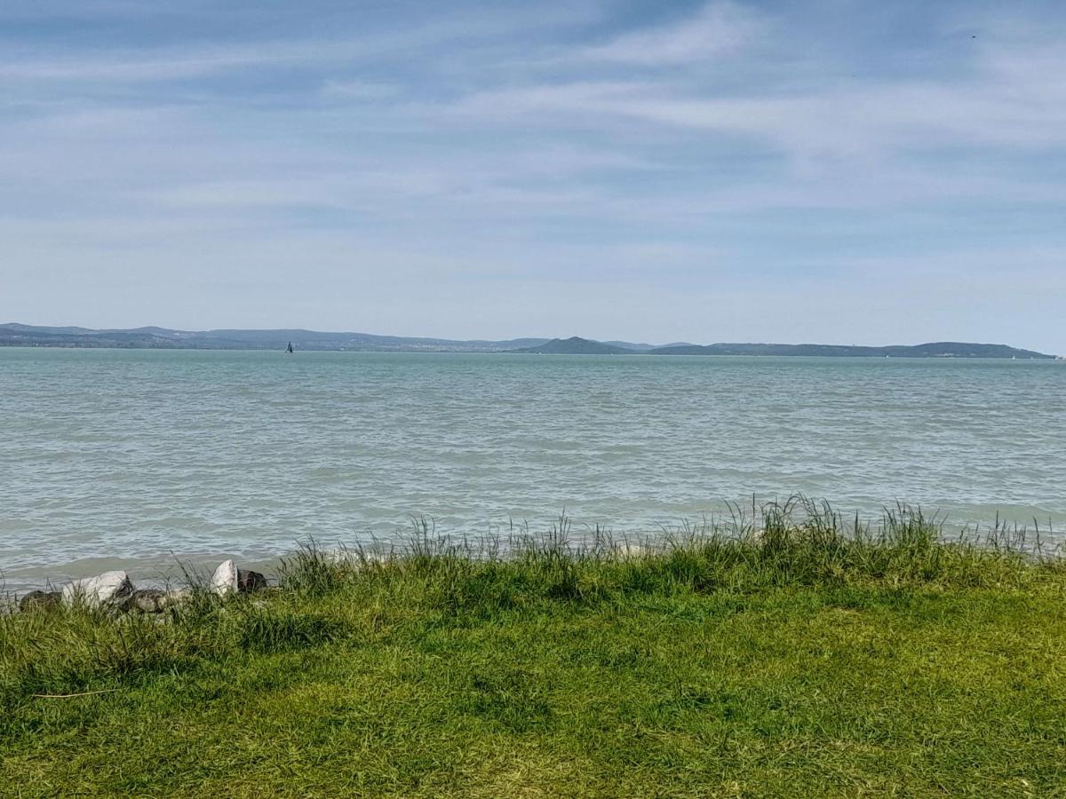 Victoria Wave * Balatonoszod